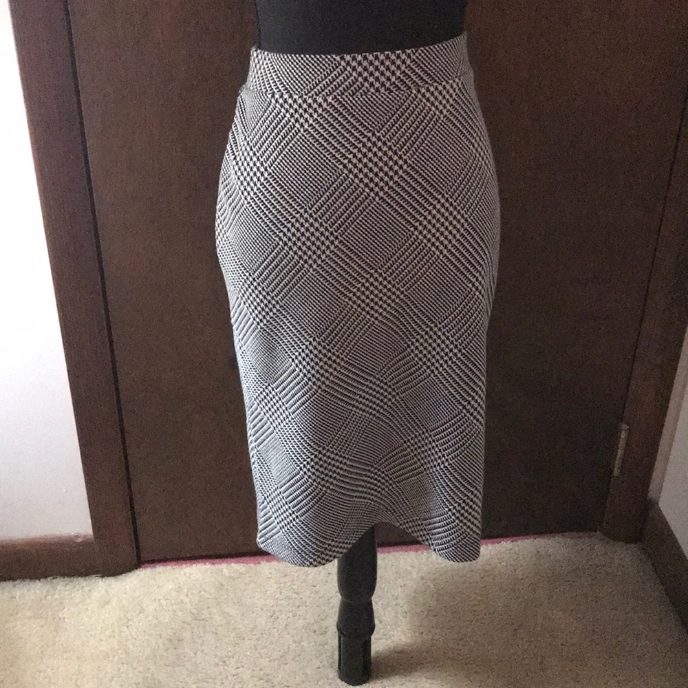 Classy Liz Claiborne Skirt
